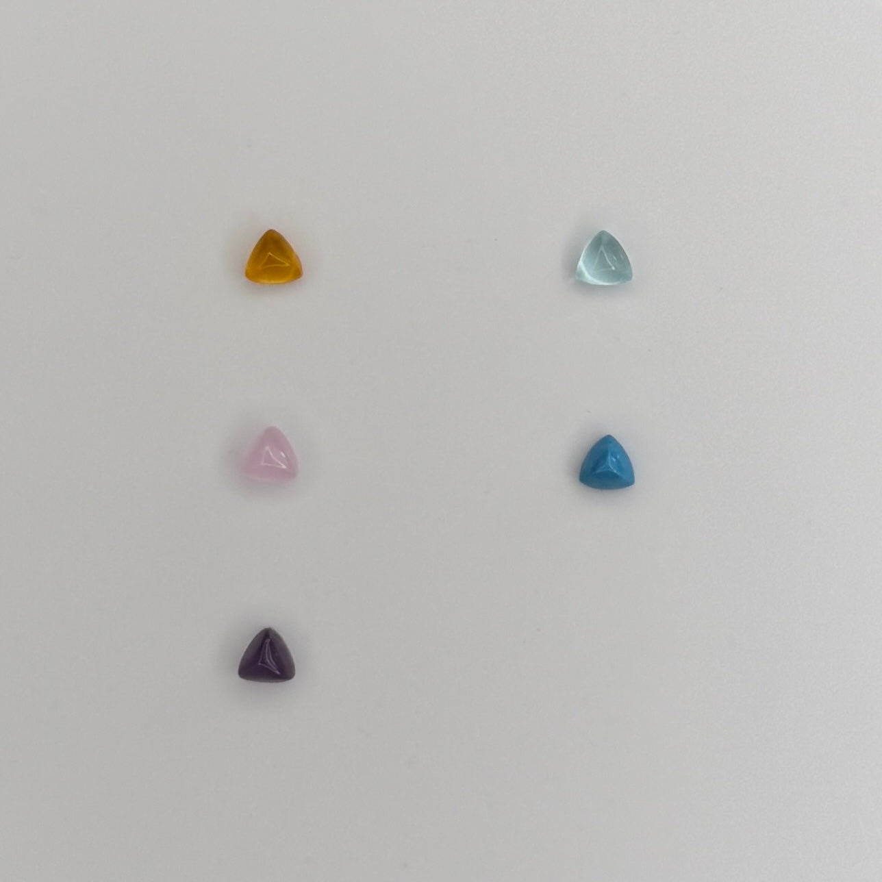 Flat Back Triangular Cabochon