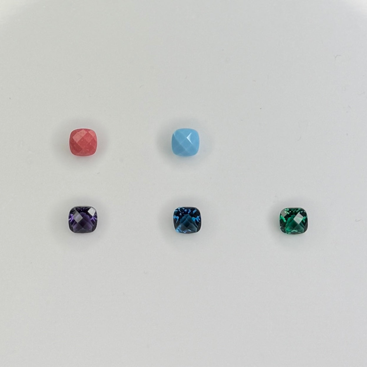 Cushion Faceted Top