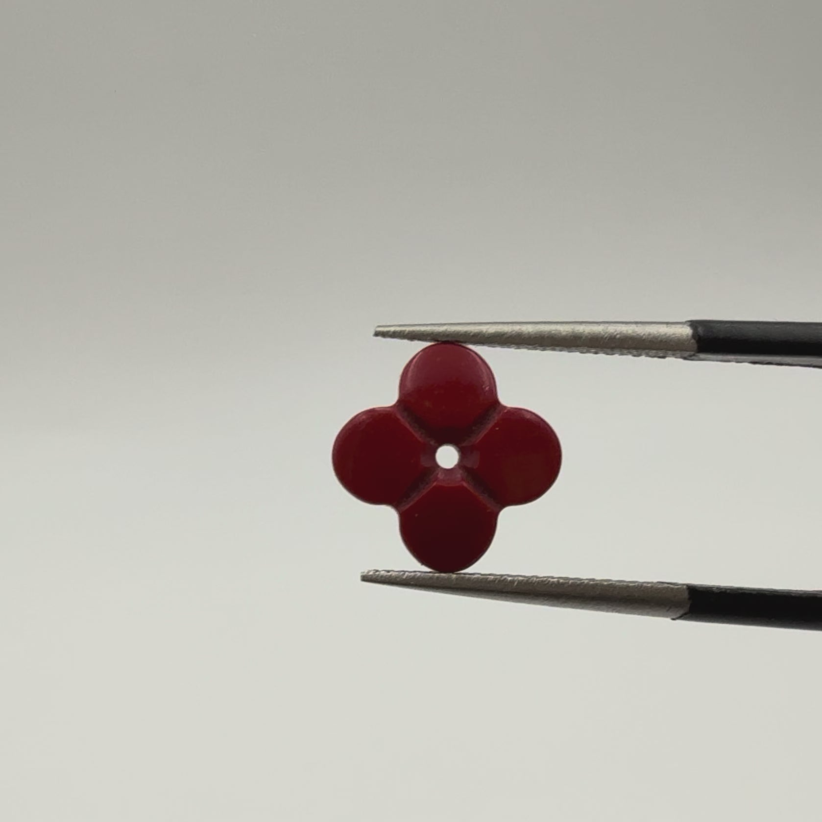 Clover with Hole