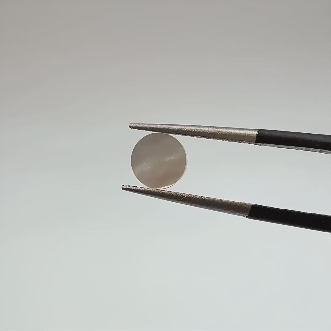 Flat Round Nacreous