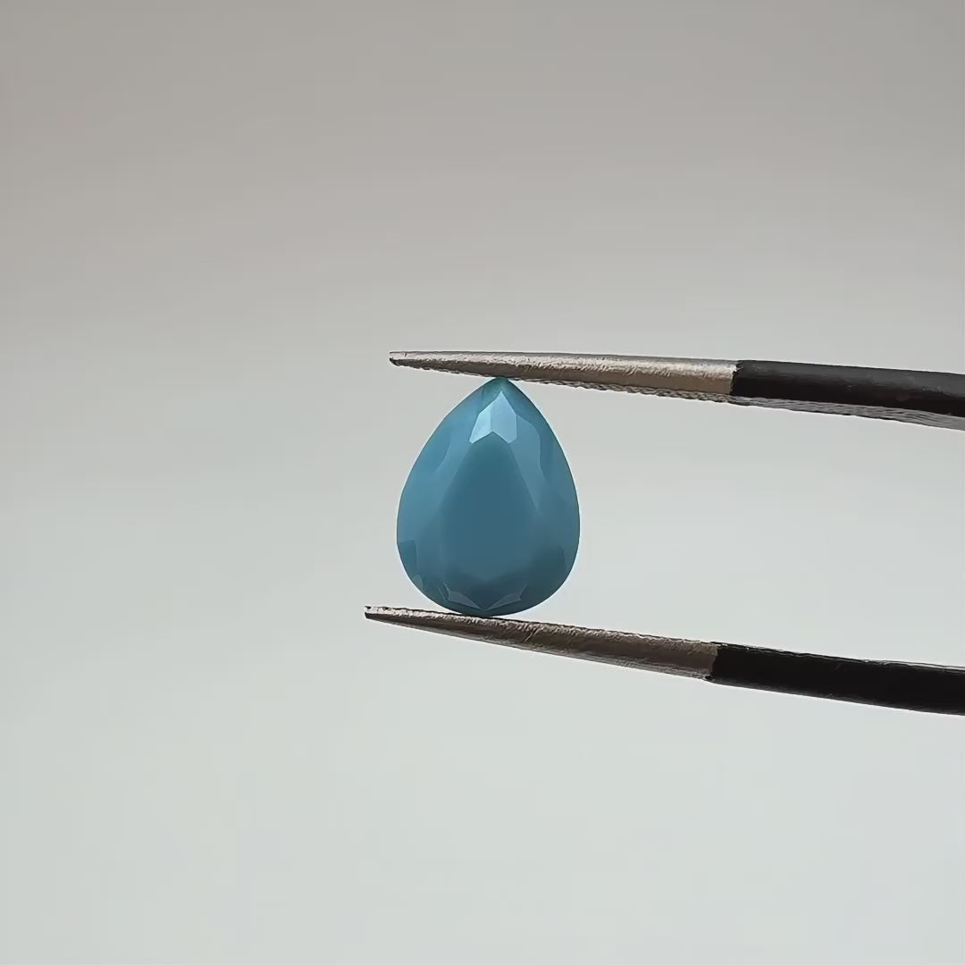 Flat Back Faceted Pear